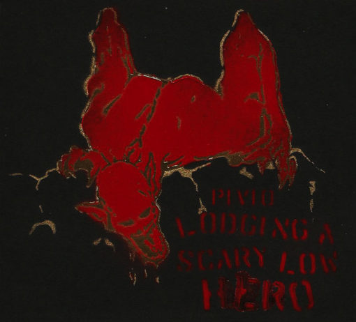 Lodging a Scary Low Heroes - nero cover rosso e oro
